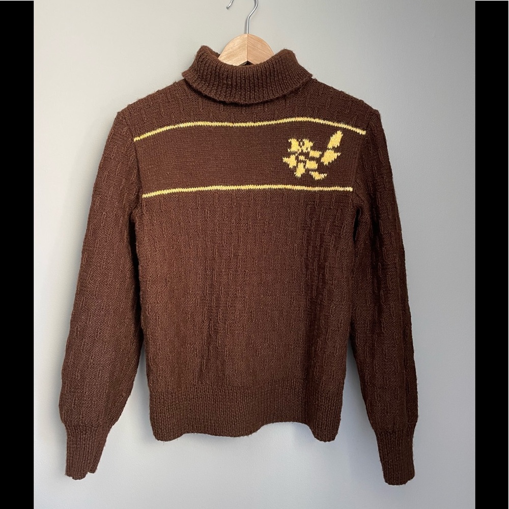 Hand Crafted Wool High Neck Fitted Sweater - M